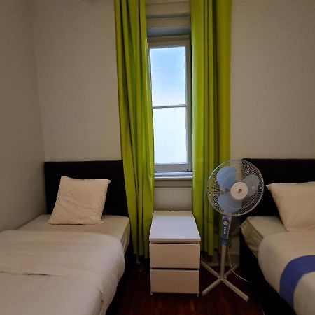 Shangri-La Hostel Anjos 리스본 외부 사진