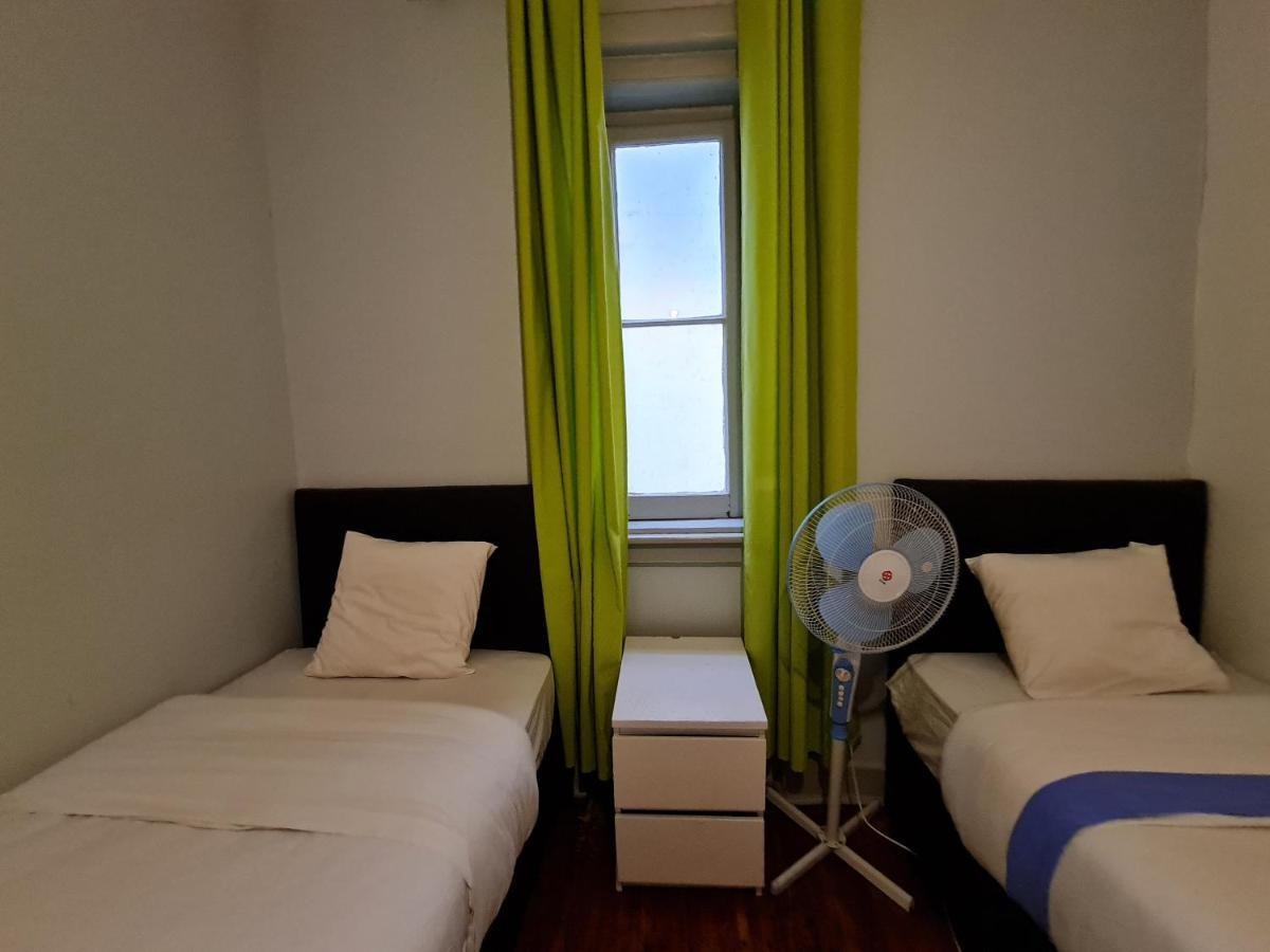Shangri-La Hostel Anjos 리스본 외부 사진