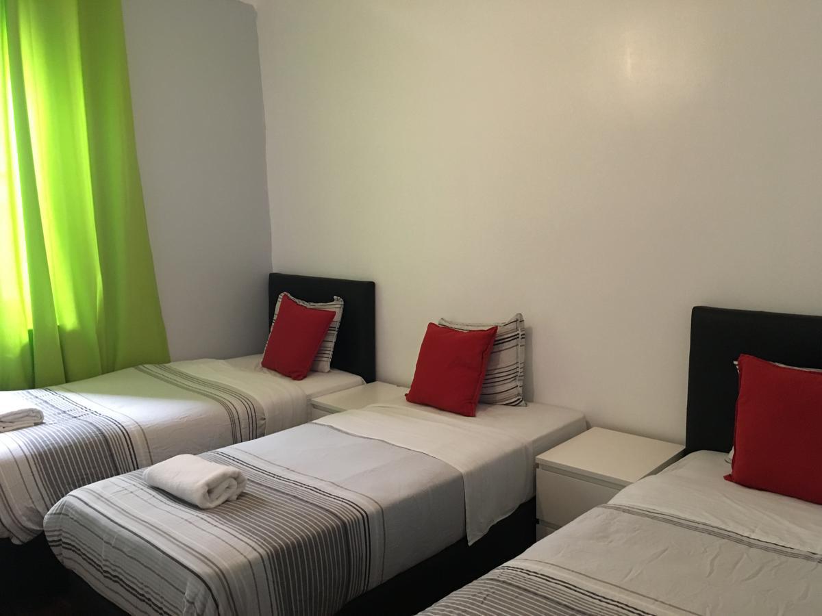 Shangri-La Hostel Anjos 리스본 외부 사진